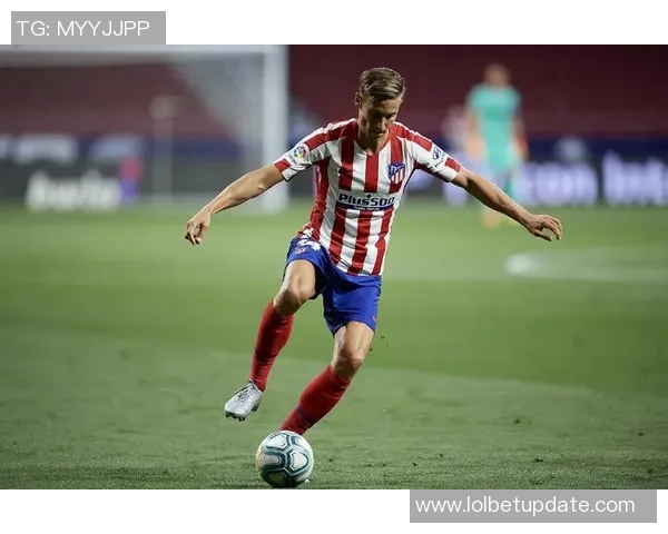 友谊赛激战那不勒斯逆转曼城红牌争议引发转会传闻热潮