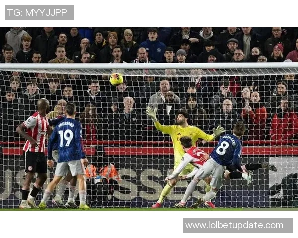 西甲赛场惊现冷门那不勒斯逆转阿森纳引发全场热议