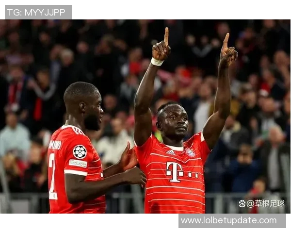 那不勒斯惊天逆袭以6-2战胜拜仁足总杯历史冷门引发全场震动