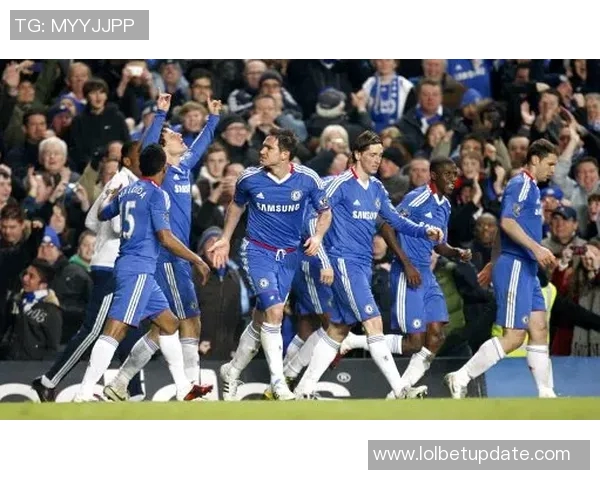 中超激战切尔西逆转热刺绝杀时刻引发全场狂欢与转会风波