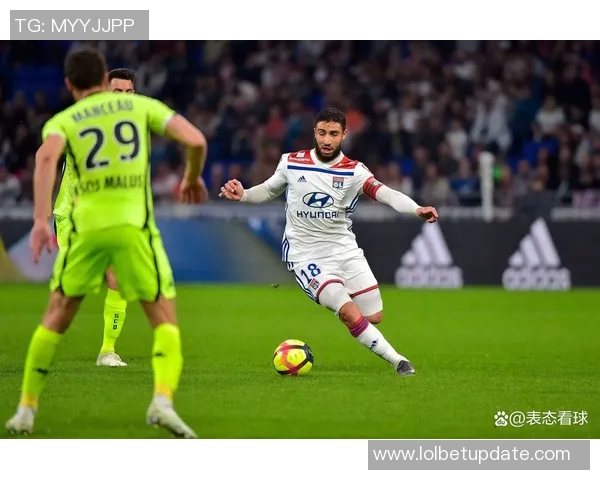 友谊赛波尔图与里昂激战成平局全场气氛热烈点评精彩瞬间回顾