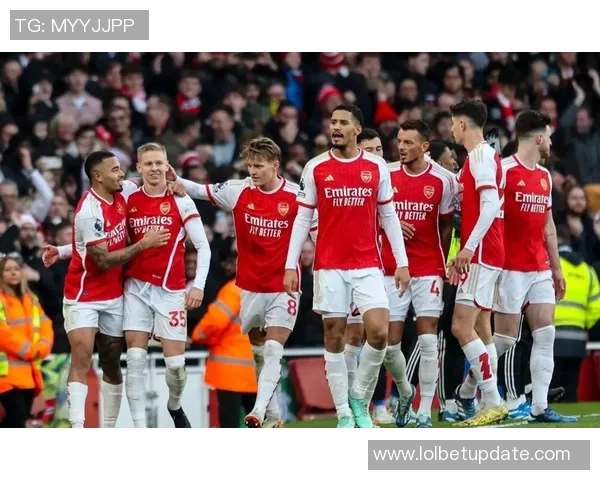 国王杯精彩对决AC米兰大胜阿森纳引发转会热议与球迷狂欢